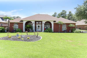 Navarre home for sale, Navarre golf course home, Tiger Point Country Club